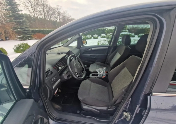 Opel Zafira cena 19777 przebieg: 218000, rok produkcji 2011 z Krynki małe 326